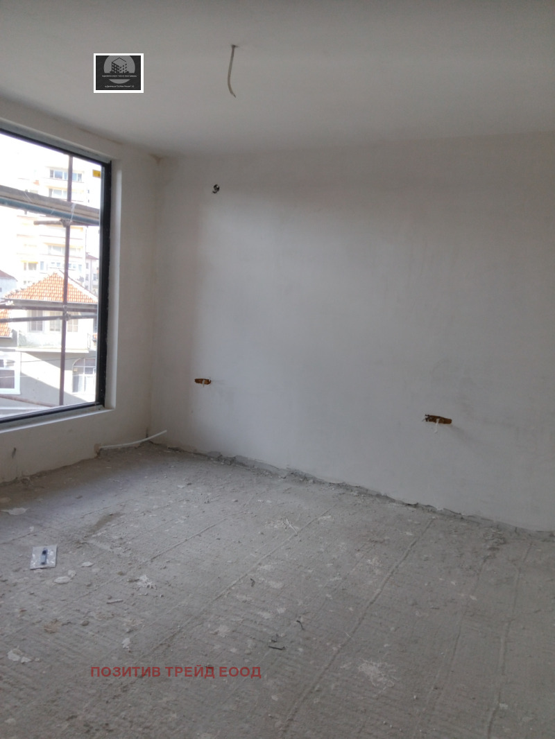 Продава 3-СТАЕН, гр. Дупница, област Кюстендил, снимка 5 - Апартаменти - 52504037