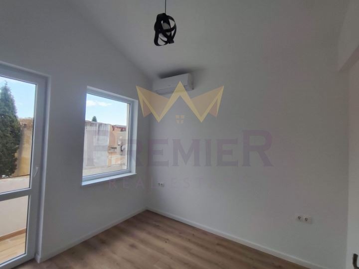 Продава 4-СТАЕН, гр. Варна, Център, снимка 5 - Апартаменти - 55796141