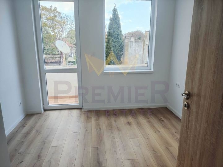 Продава 4-СТАЕН, гр. Варна, Център, снимка 4 - Апартаменти - 55796141