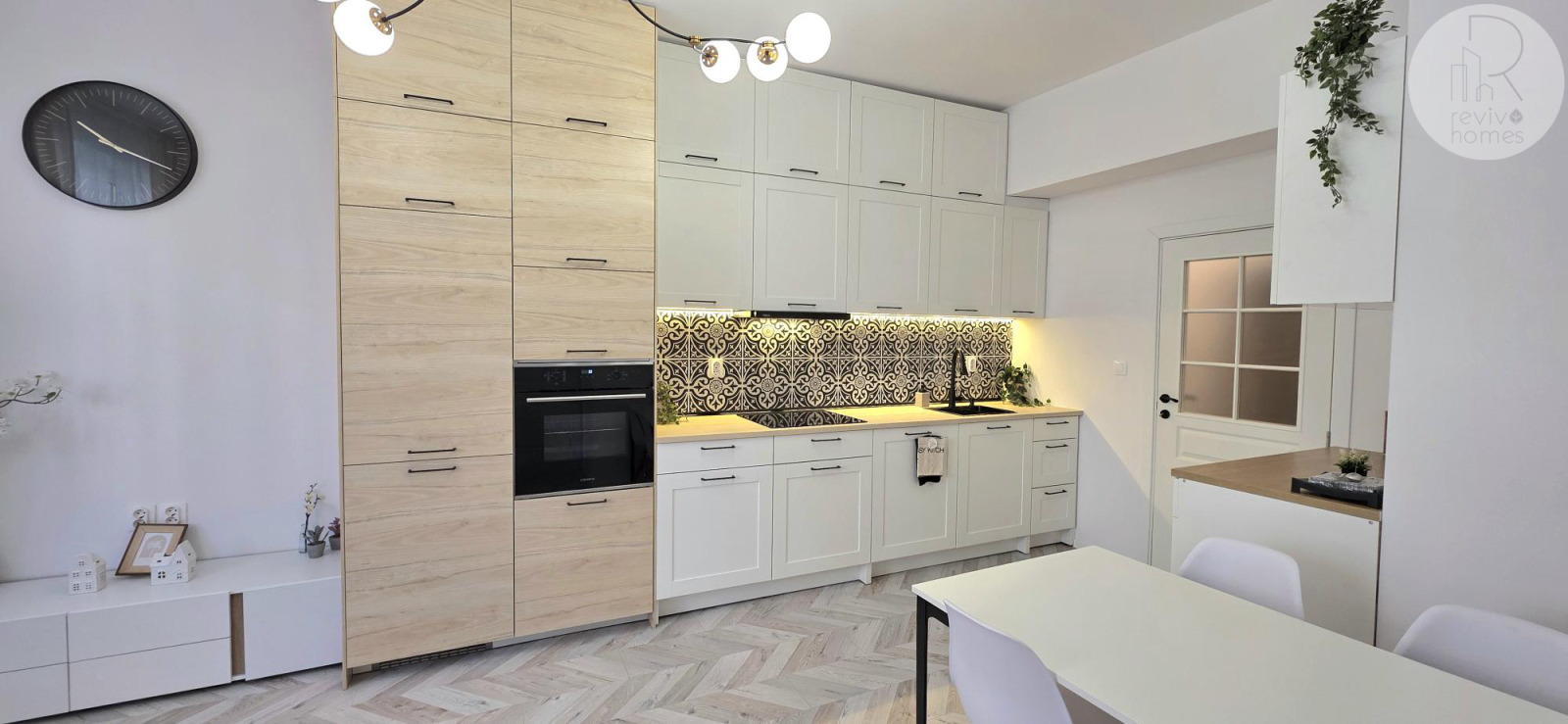 Продава 3-СТАЕН, гр. София, Зона Б-5, снимка 2 - Апартаменти - 56071821