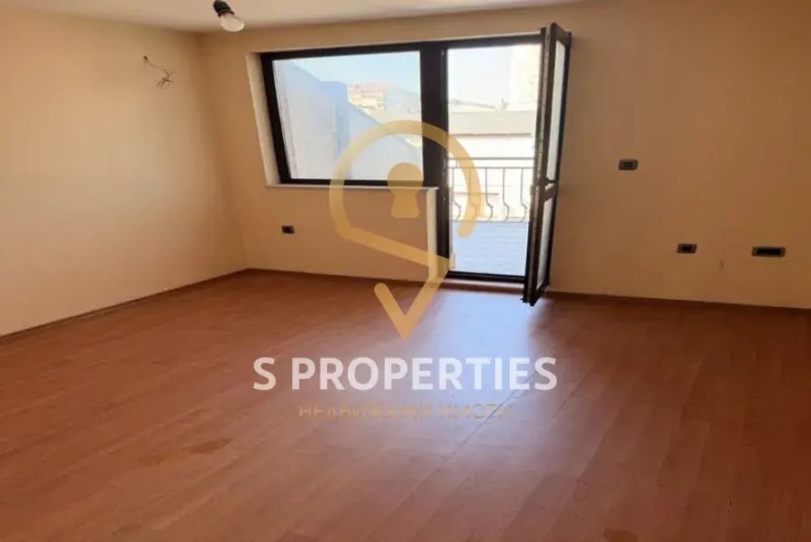 Продава МНОГОСТАЕН, гр. Варна, Център, снимка 5 - Апартаменти - 56729342
