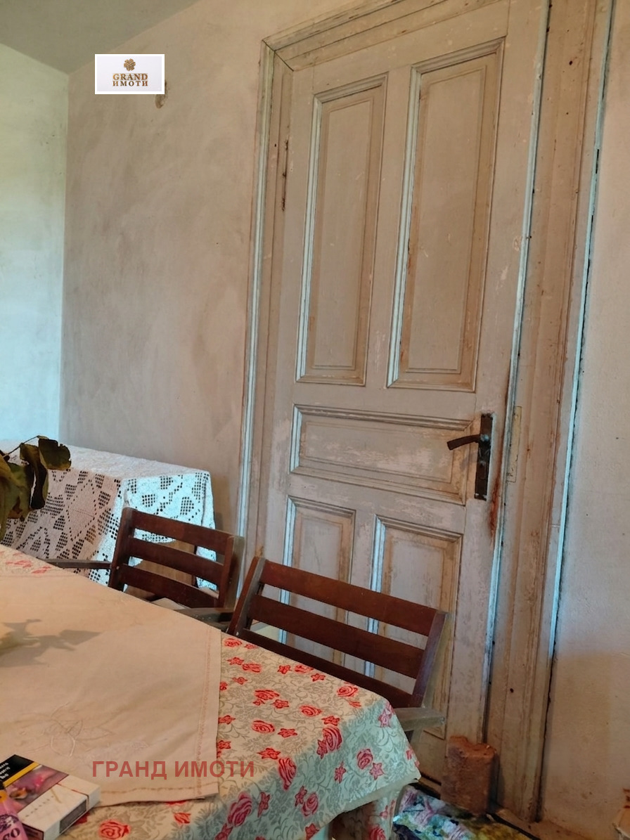 Продава КЪЩА, с. Червена вода, област Русе, снимка 2 - Къщи - 55063347