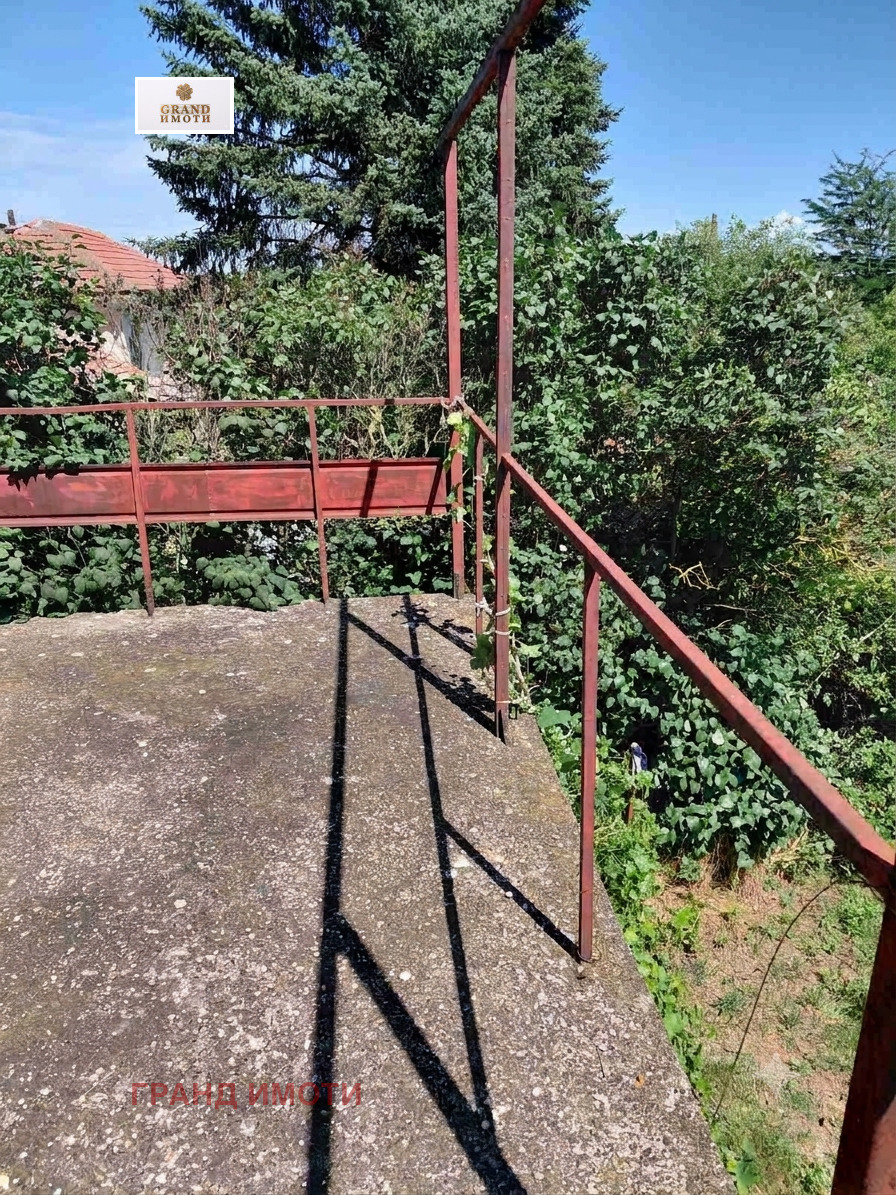 Продава КЪЩА, с. Червена вода, област Русе, снимка 6 - Къщи - 55063347