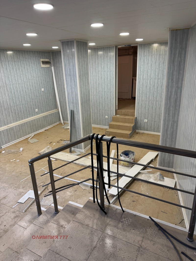 De vânzare  1 dormitor Pleven , Șiroc țentâr , 60 mp | 80867423 - imagine [2]
