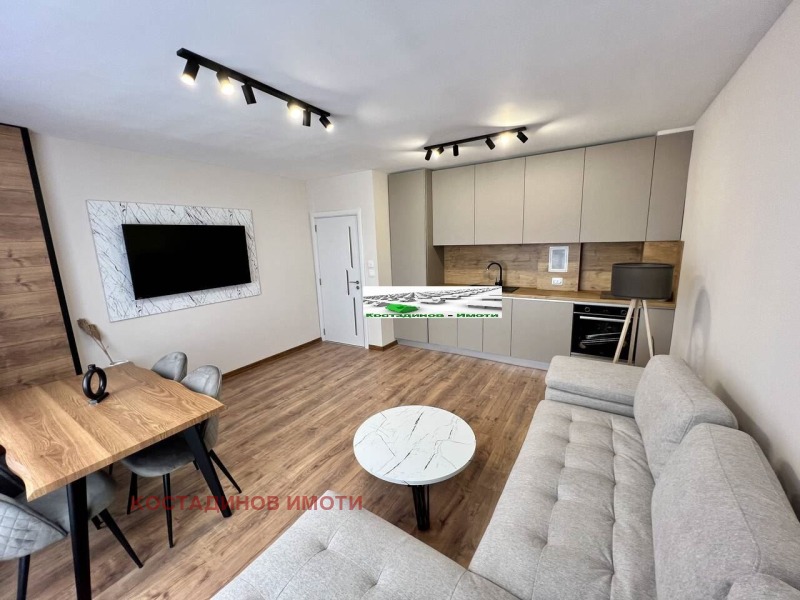 De vânzare  2 dormitoare Plovdiv , Sâdiisci , 92 mp | 42613653