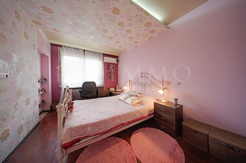 De vânzare  3 dormitoare Sofia , Vitoșa , 153 mp | 23607659 - imagine [8]