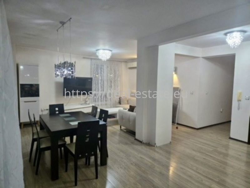 Na sprzedaż  3+ sypialni Blagoewgrad , Szirok centar , 125 mkw | 77509079 - obraz [3]