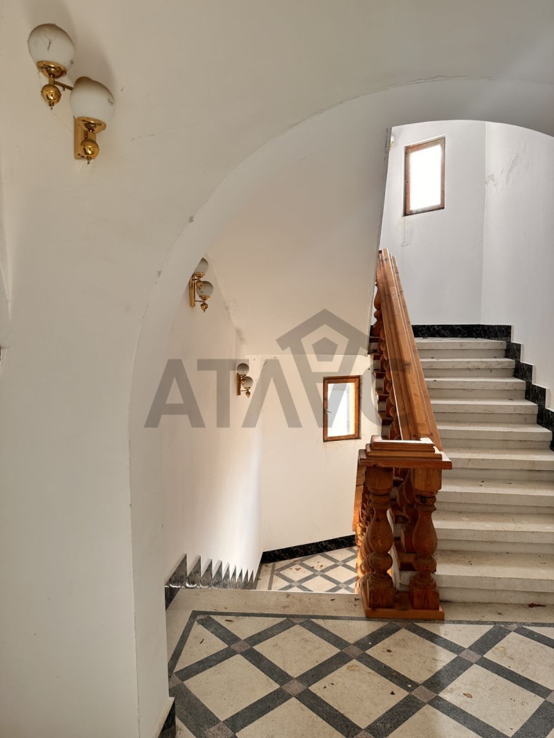 Продава ХОТЕЛ, с. Белащица, област Пловдив, снимка 15 - Хотели - 52433597