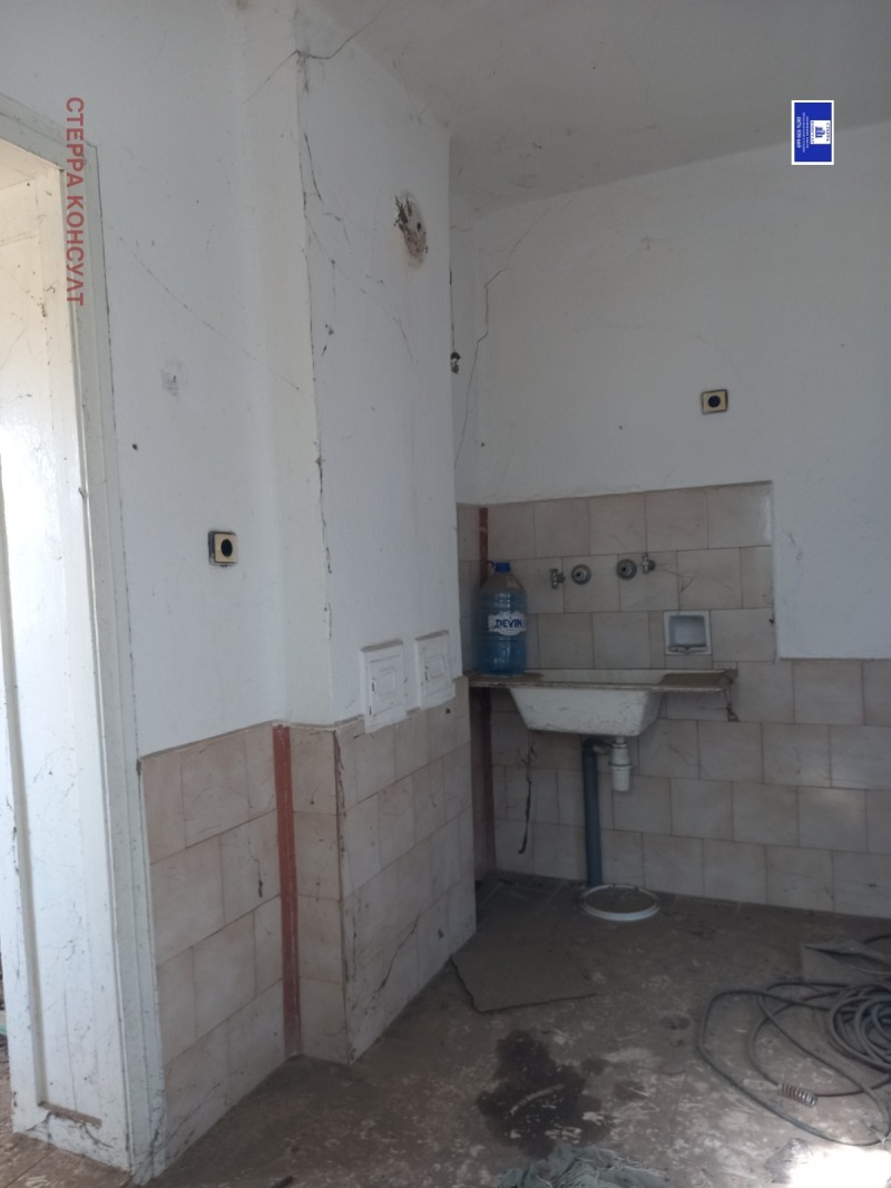 Продава  Къща област Враца , с. Бутан , 290 кв.м | 15687877 - изображение [11]