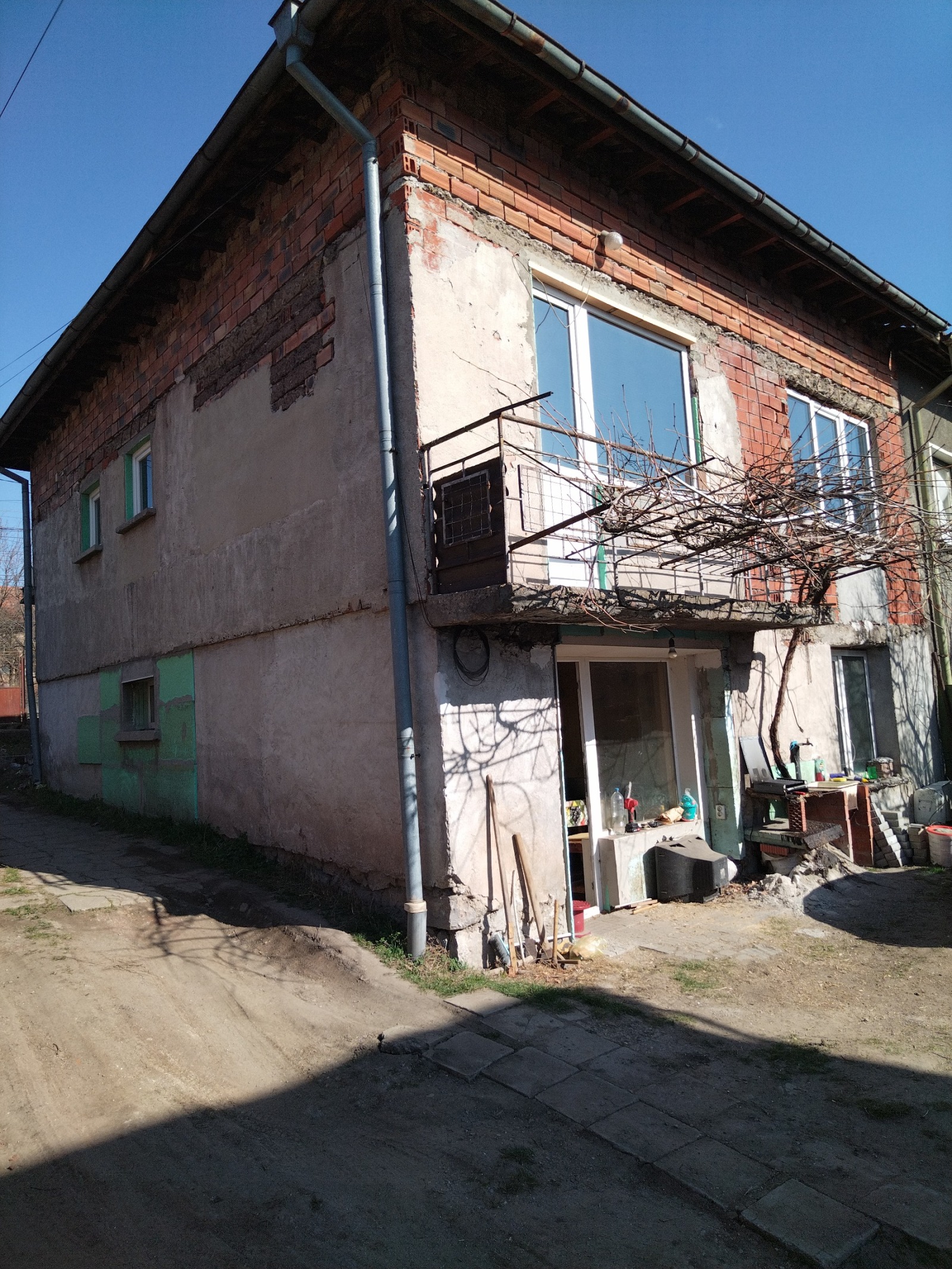 Продава КЪЩА, гр. Перник, Църква