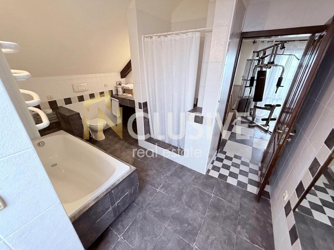 Продава КЪЩА, гр. Варна, м-т Ален мак, снимка 12 - Къщи - 54929737