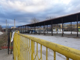 Construção industrial Kostenec, região Sófia 1