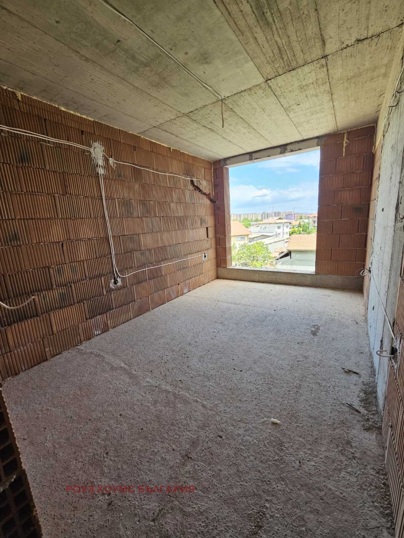 Till salu  1 sovrum Plovdiv , Ostromila , 71 kvm | 68707275 - bild [4]