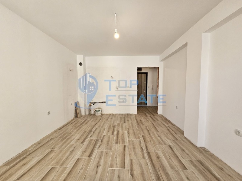 Продава 2-СТАЕН, град Велико Търново, Бузлуджа • 108000 € / 211229.64 лв. • 50343285 1