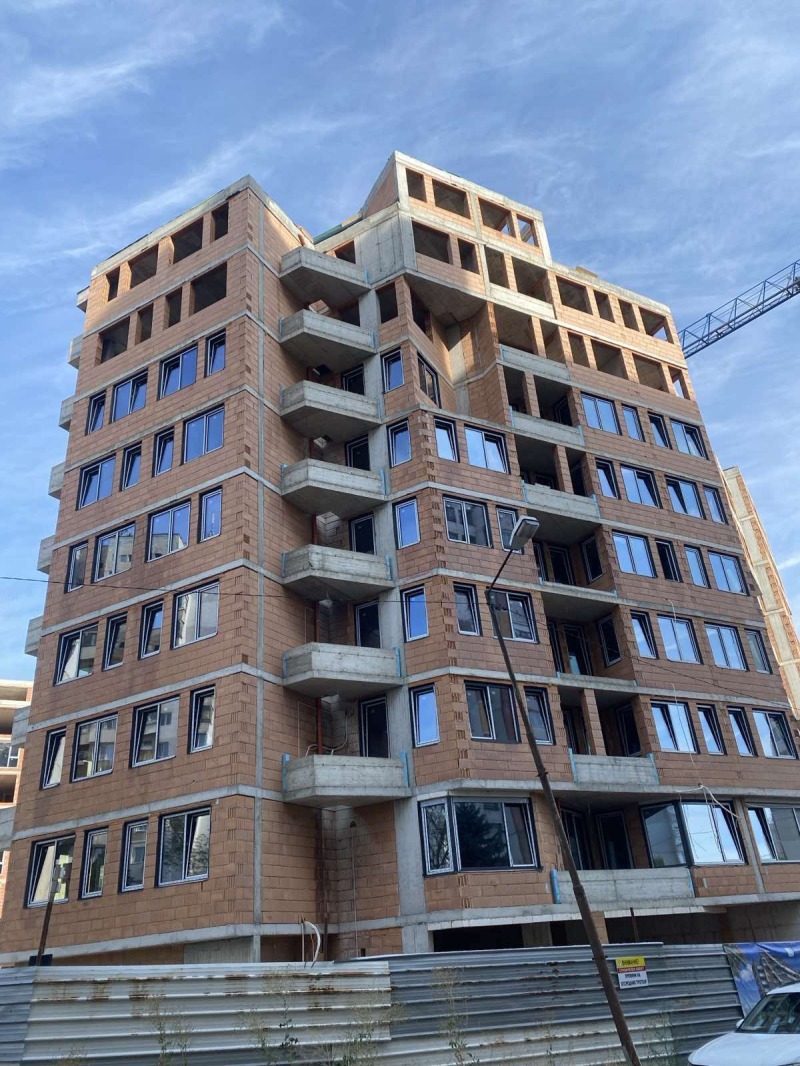 In vendita  2 camere da letto Sofia , Liulin 5 , 97 mq | 18407405