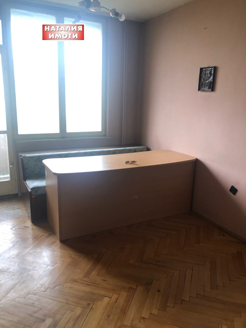 Te koop  2 slaapkamers Plovdiv , Kjutsjuk Parizj , 98 m² | 22535523 - afbeelding [6]