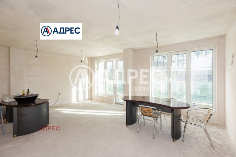 Продава 3-СТАЕН, гр. Варна, Гръцка махала, снимка 2 - Апартаменти - 52621342