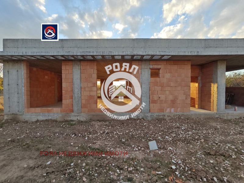 In vendita  Casa regione Plovdiv , Izbeglii , 275 mq | 97139934 - Immagine [3]