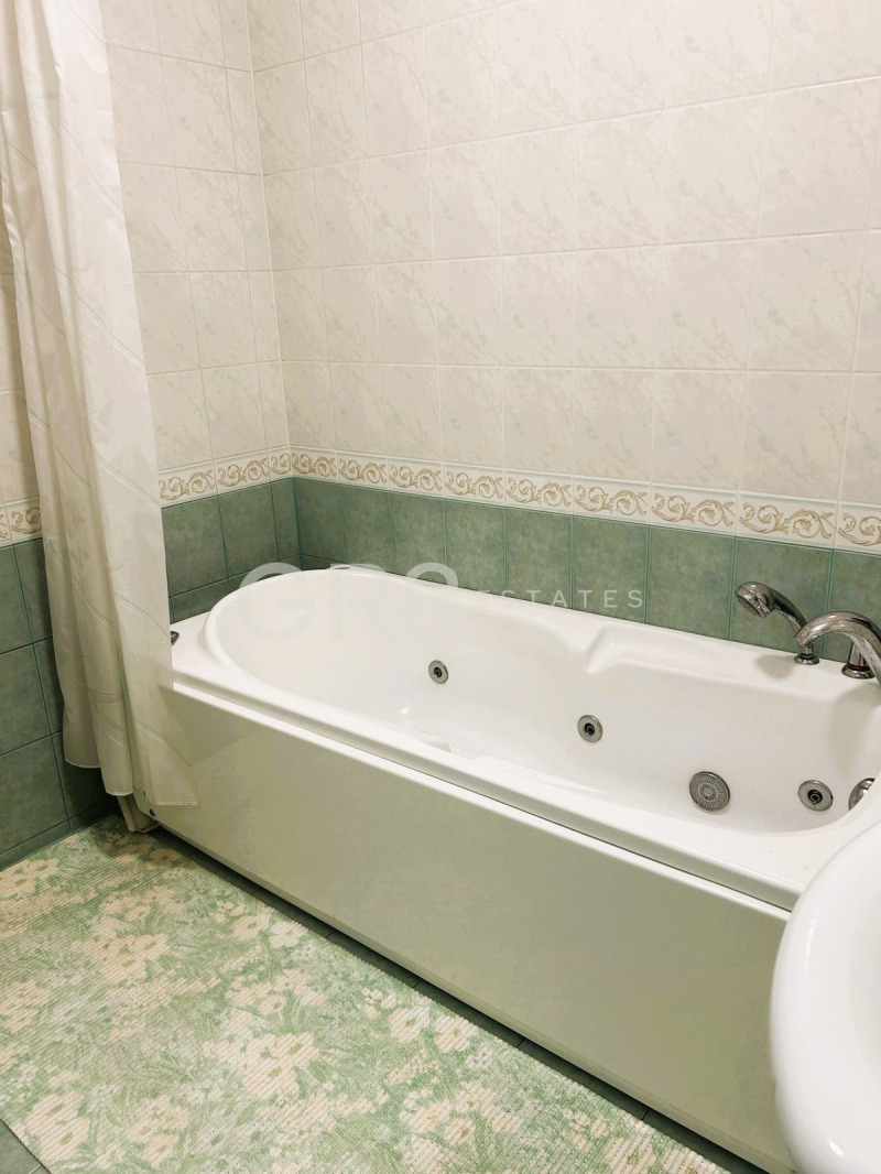 Продава КЪЩА, гр. Разград, Варош, снимка 13 - Къщи - 52858408