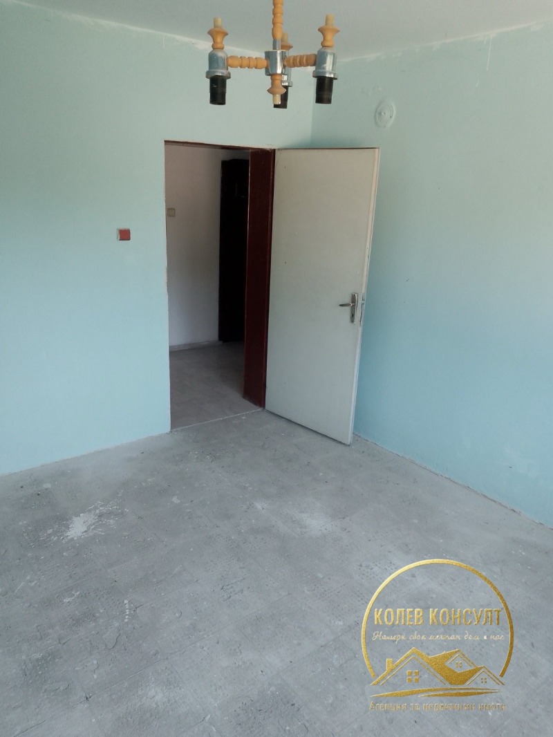 Продава КЪЩА, гр. Димитровград, област Хасково, снимка 11 - Къщи - 52521768