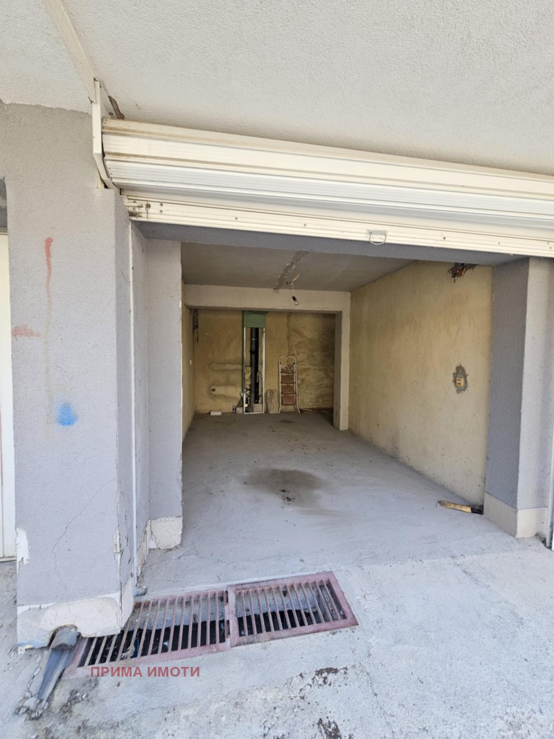 Продава  Гараж град Варна , Цветен квартал , 31 кв.м | 86048116 - изображение [5]