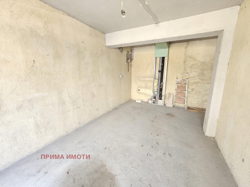 Продава  Гараж град Варна , Цветен квартал , 31 кв.м | 86048116 - изображение [4]