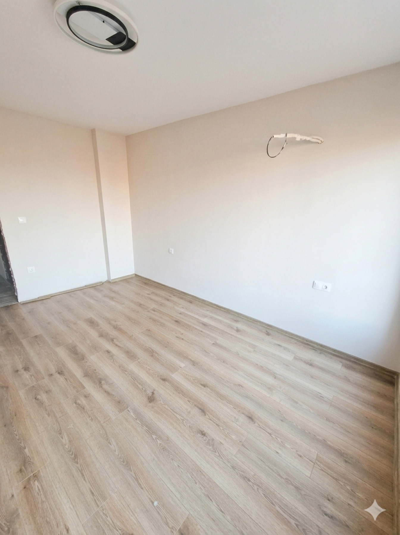 Продава 2-СТАЕН, гр. Пловдив, Остромила, снимка 8 - Апартаменти - 53679079