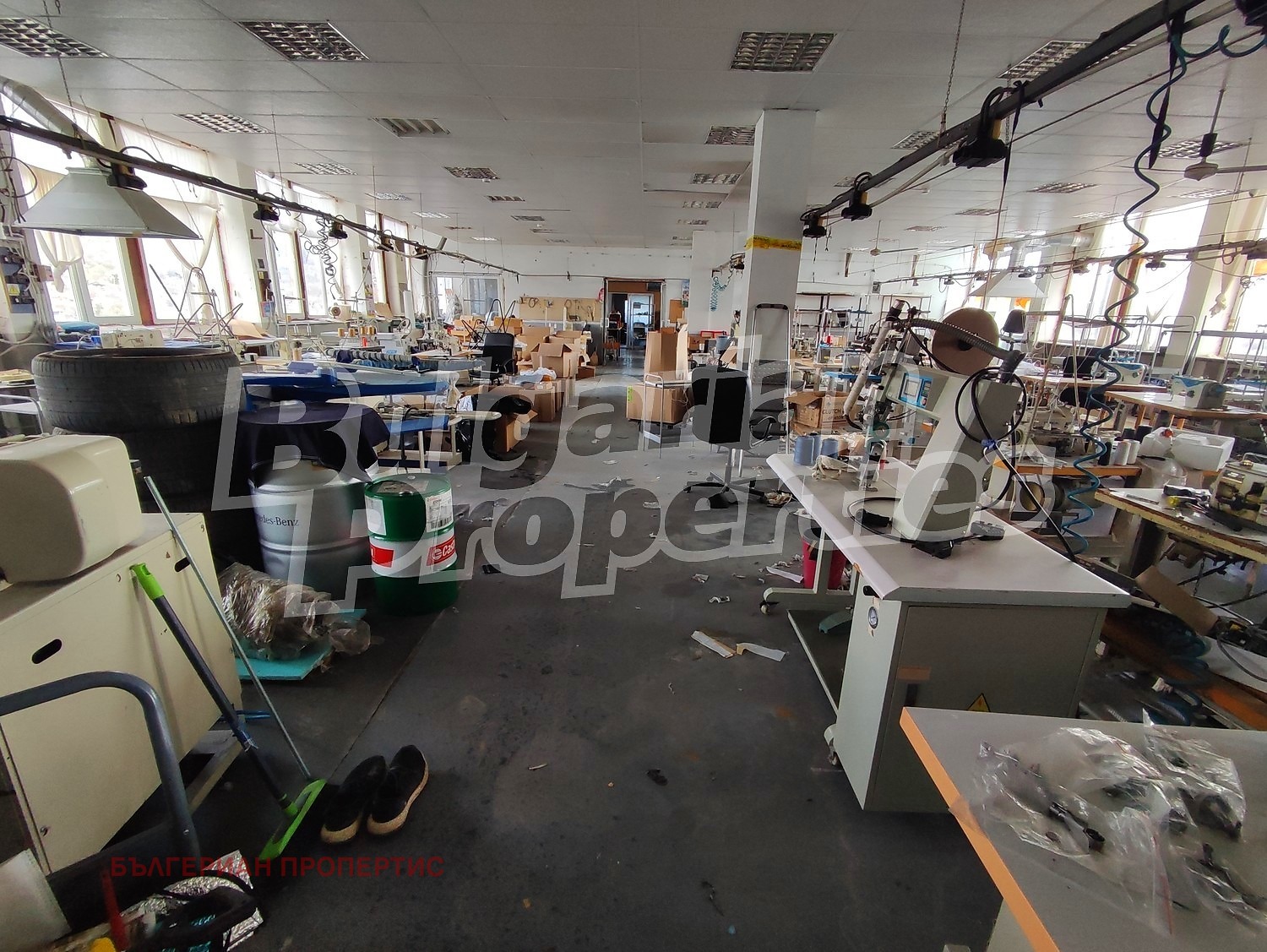 Продава ПРОМ. ПОМЕЩЕНИЕ, гр. Шумен, Боян Българанов 1, снимка 8 - Производствени сгради - 54147748