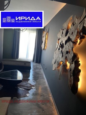 Studio Tsentar, Sofia 4