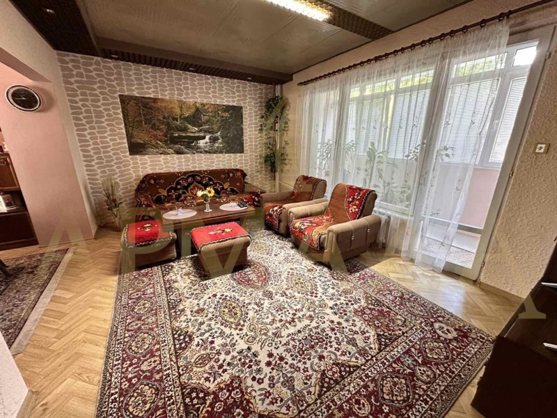 À vendre  2 chambres Plovdiv , Trakiya , 92 m² | 33818660
