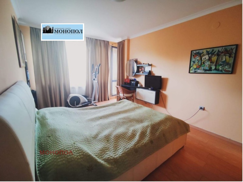 Продава 4-СТАЕН, гр. София, Младост 4