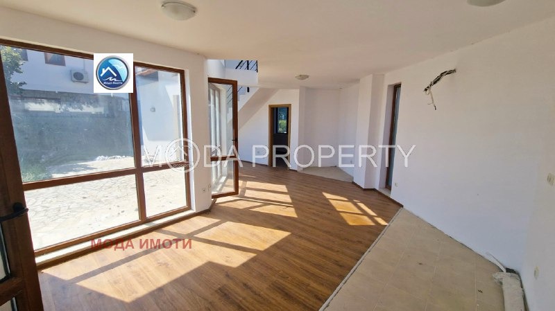 À venda  Casa região Burgas , Aheloi , 180 m² | 22337182 - imagem [5]