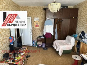 3+ camere da letto Vazrogdentsi, Kardgali 15