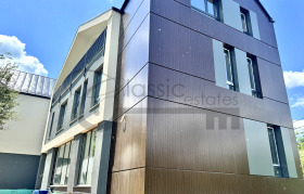 КЪЩА, 360 m2