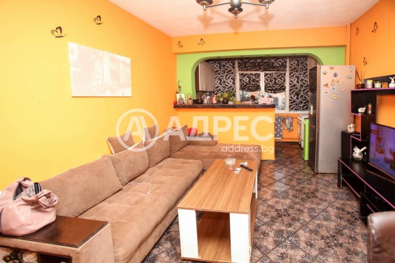 Продается  2 спальни София , Света Троица , 68 кв.м | 21962196 - изображение [2]