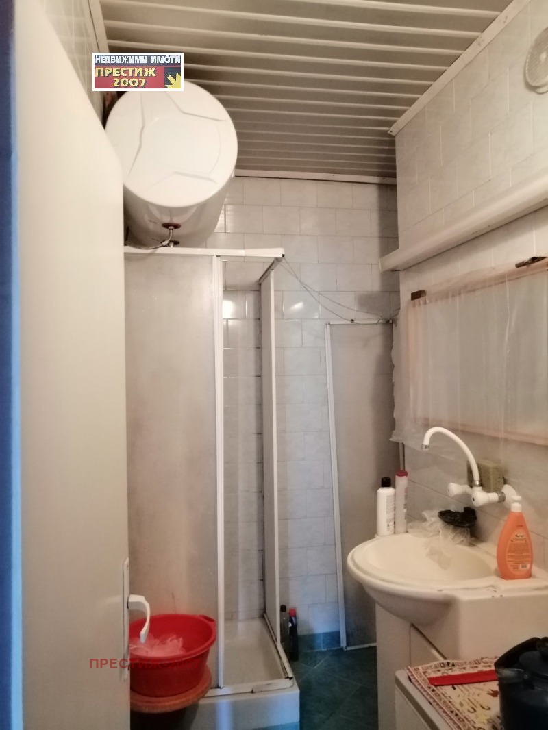 Продава 3-СТАЕН, гр. Шумен, Добруджански, снимка 9 - Апартаменти - 52546040