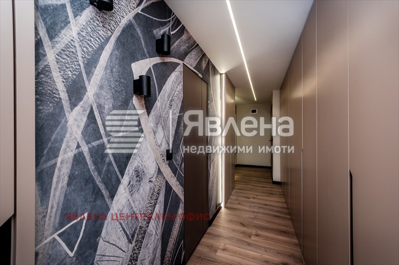 Продава 4-СТАЕН, гр. София, Център, снимка 17 - Апартаменти - 53426277