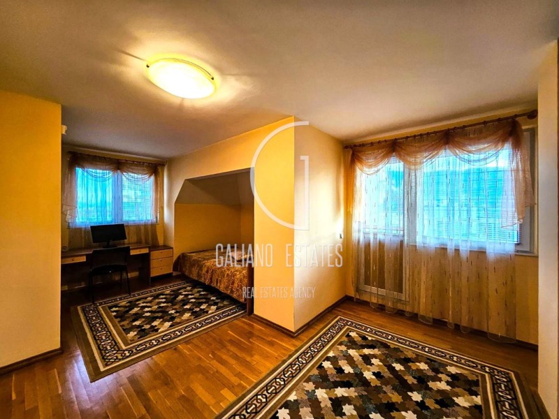 Til salg  3+ soveværelse Sofia , Krasno selo , 457 kvm | 90909548 - billede [14]