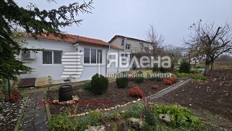 In vendita  Casa regione Varna , Voditsa , 70 mq | 85308859