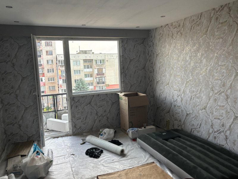 Продава  1-стаен област Перник , гр. Радомир , 40 кв.м | 49564094 - изображение [3]