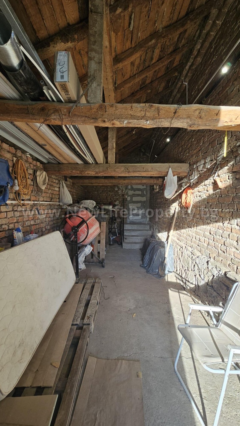 Продава КЪЩА, с. Гюльовца, област Бургас, снимка 16 - Къщи - 52466205