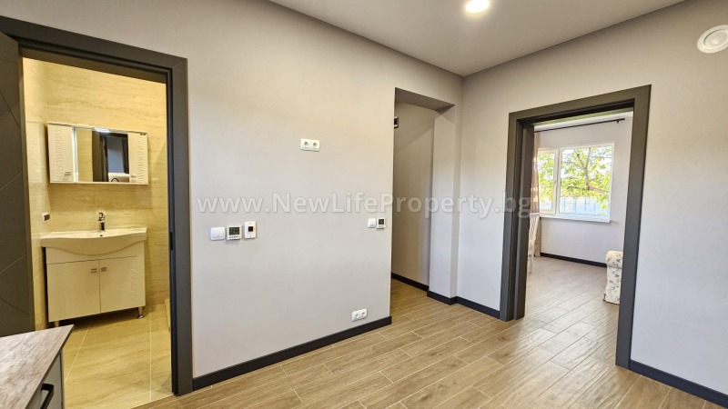 Продава КЪЩА, с. Гюльовца, област Бургас, снимка 7 - Къщи - 52466205