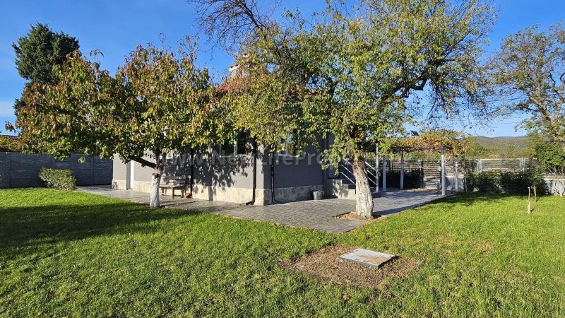 Продава КЪЩА, с. Гюльовца, област Бургас, снимка 2 - Къщи - 52466205