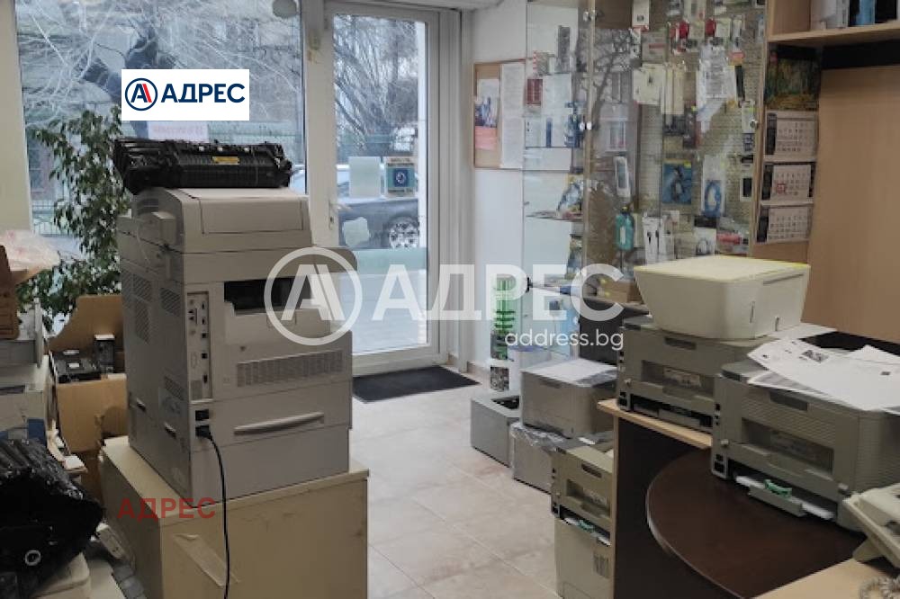 Продава ОФИС, гр. Варна, Спортна зала