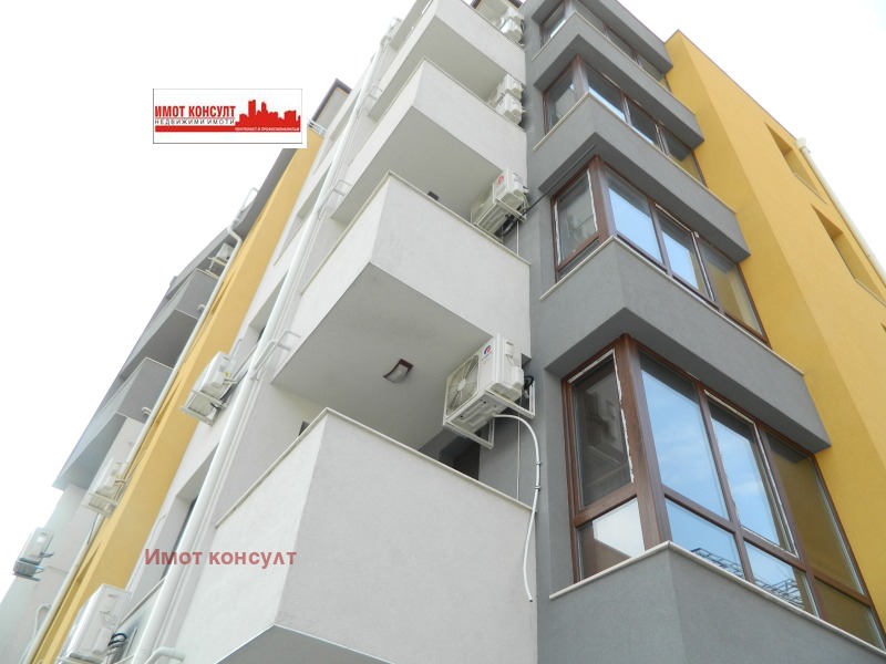 À venda  2 quartos Plovdiv , Centar , 103 m² | 15939720