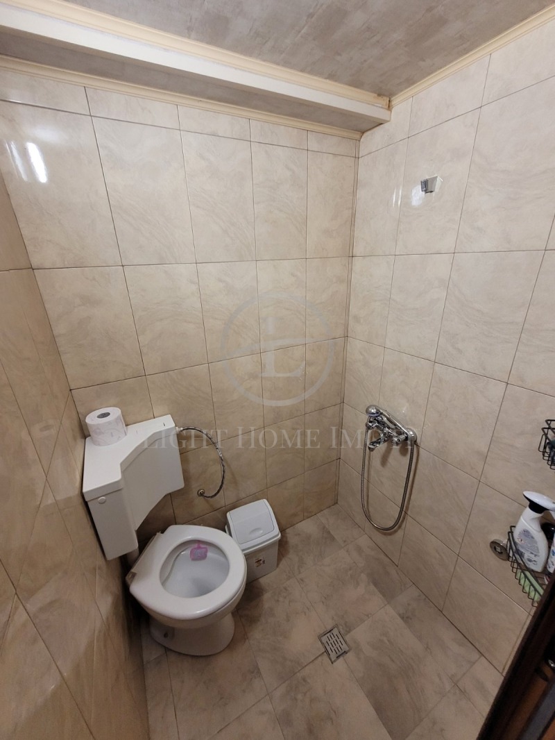 En venta  Piso de la casa región Plovdiv , Karlovo , 220 metros cuadrados | 34685242 - imagen [9]