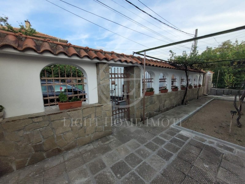 En venta  Piso de la casa región Plovdiv , Karlovo , 220 metros cuadrados | 34685242 - imagen [14]