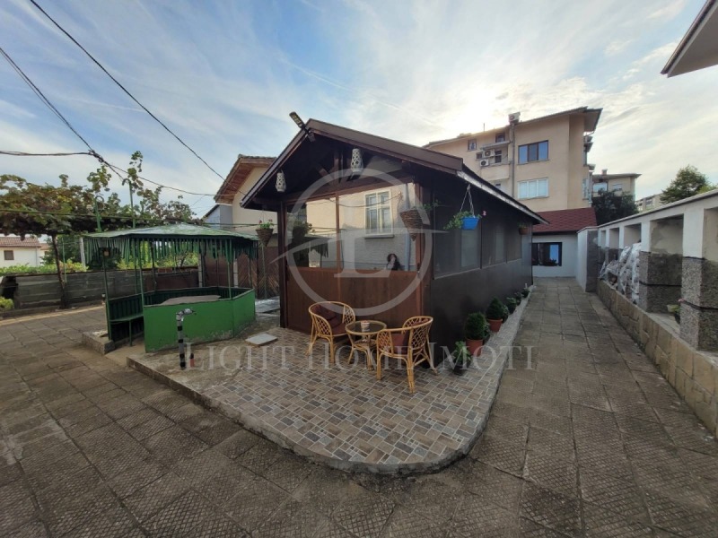 En venta  Piso de la casa región Plovdiv , Karlovo , 220 metros cuadrados | 34685242 - imagen [3]
