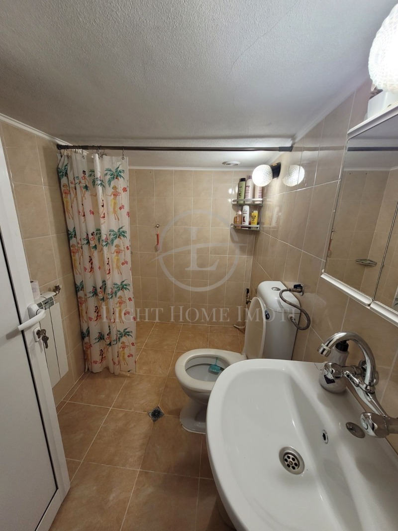 En venta  Piso de la casa región Plovdiv , Karlovo , 220 metros cuadrados | 34685242 - imagen [2]
