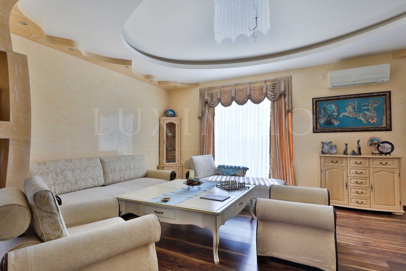 Продава  Къща област Пловдив , с. Скутаре , 440 кв.м | 53484349 - изображение [8]